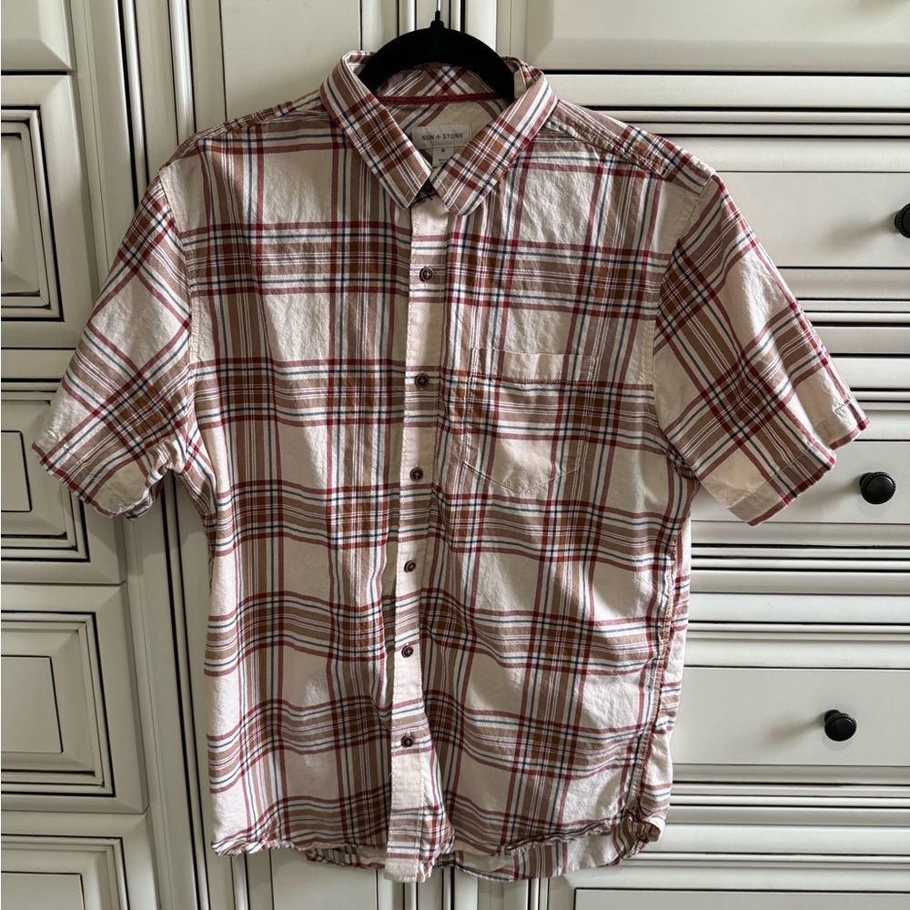 Men’s Sun Stone Button Up Shirt